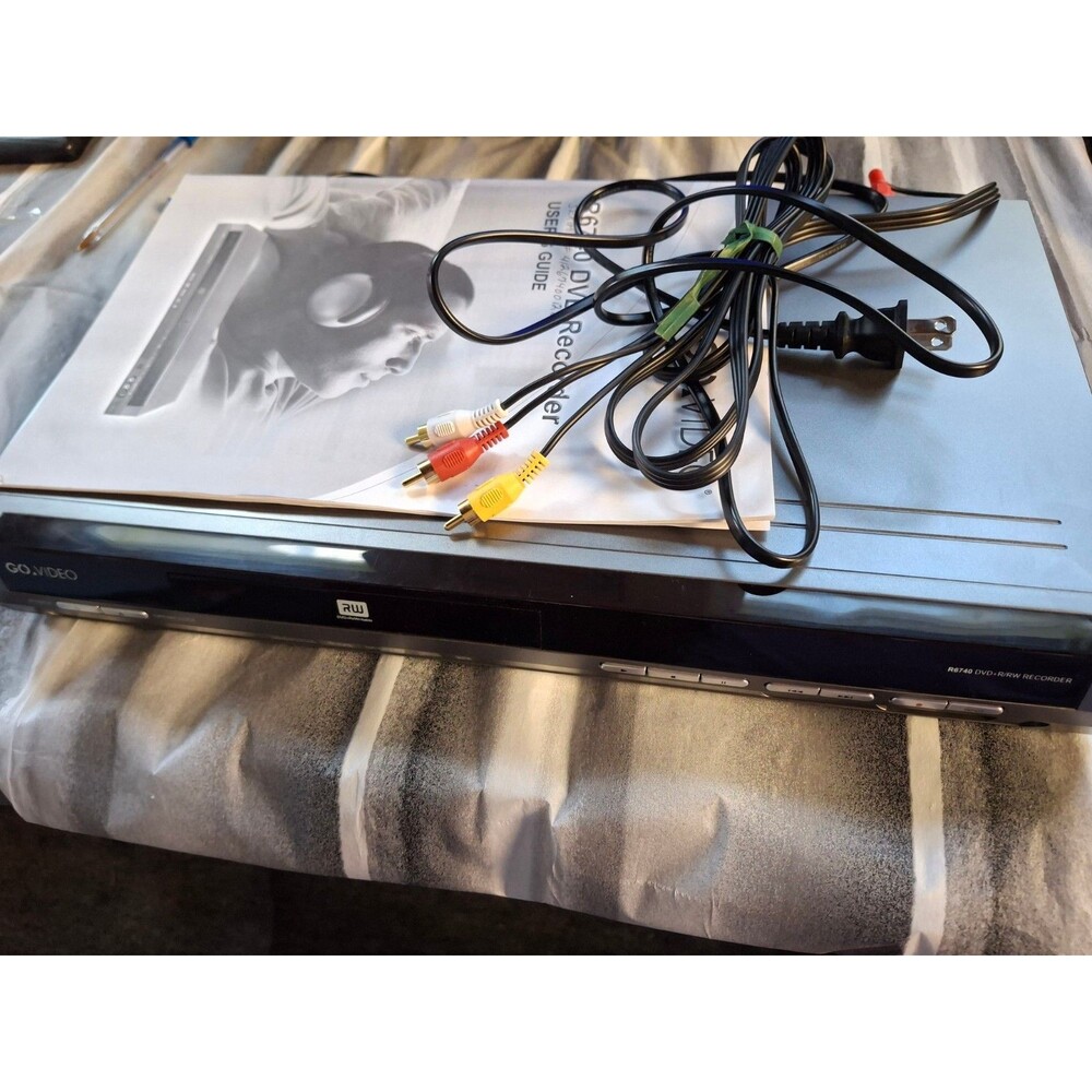 GoVideo R6740 DVD Recorder Player Progressive Scan - For Parts - Read Desc - Picture 2 of 5